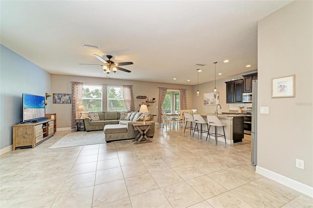 8425 NANDINA DRIVE, Sarasota, FL 34240