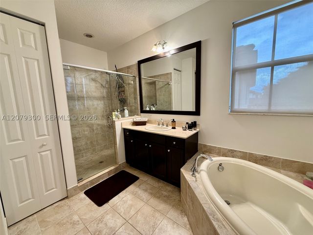 2673 NW 83rd Ter 2673, Cooper City, FL 33024