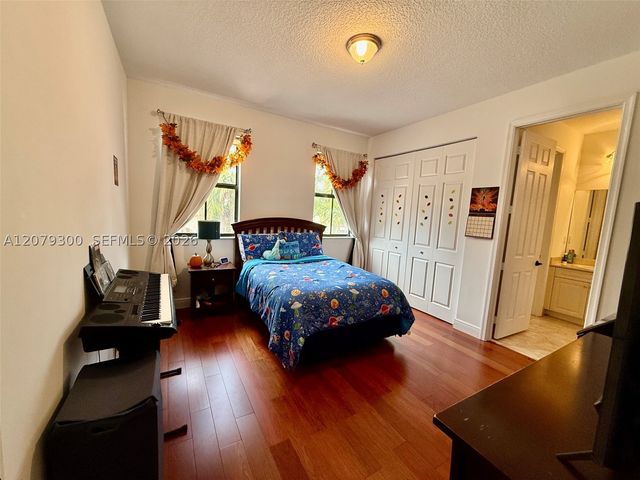 2673 NW 83rd Ter 2673, Cooper City, FL 33024