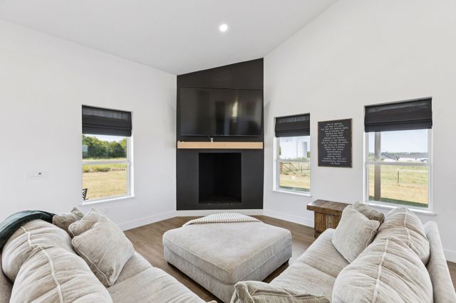 2436 Fm 1566 W, Celeste, TX 75423