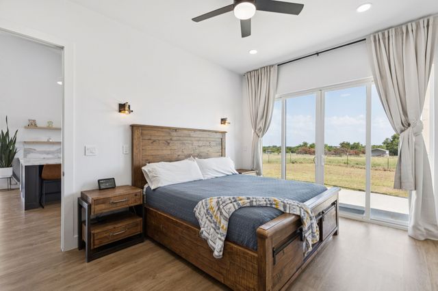 2436 Fm 1566 W, Celeste, TX 75423