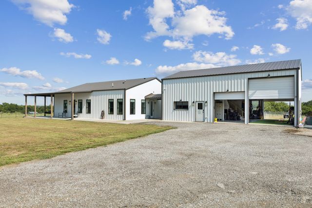 2436 Fm 1566 W, Celeste, TX 75423