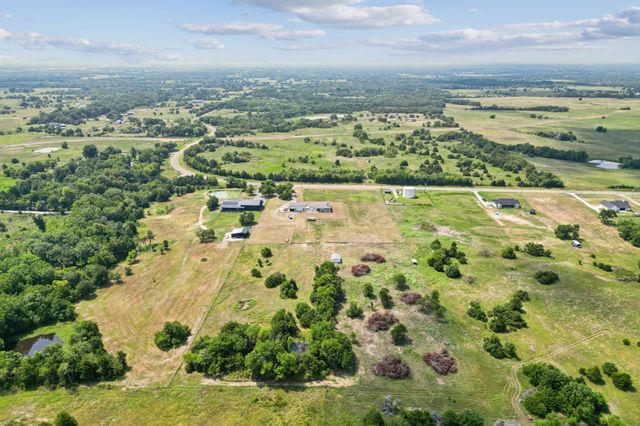 2436 Fm 1566 W, Celeste, TX 75423