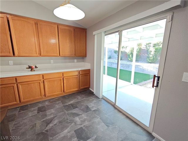 9522 Teton Vista Avenue, Las Vegas, NV 89117