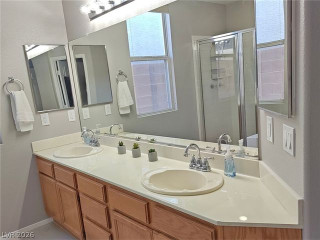 9522 Teton Vista Avenue, Las Vegas, NV 89117