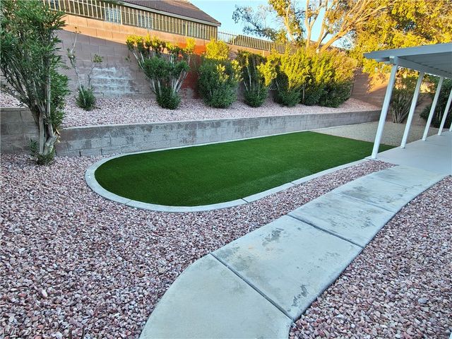 9522 Teton Vista Avenue, Las Vegas, NV 89117