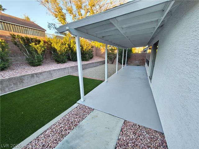9522 Teton Vista Avenue, Las Vegas, NV 89117