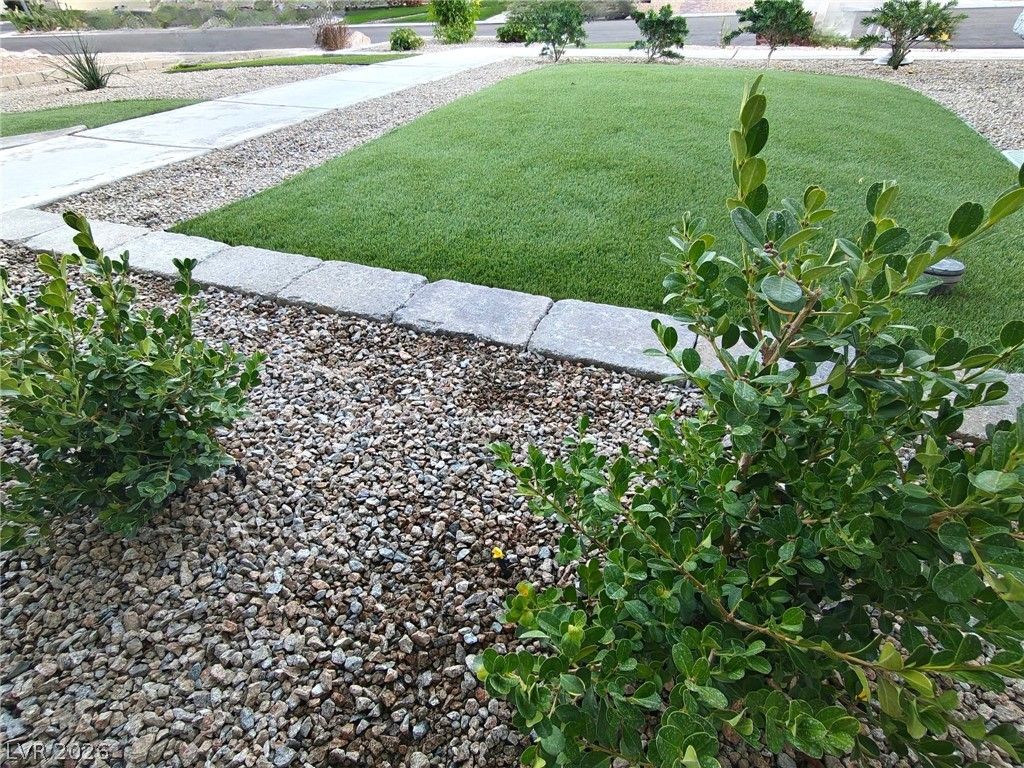 9522 Teton Vista Avenue, Las Vegas, NV 89117 — photo 2