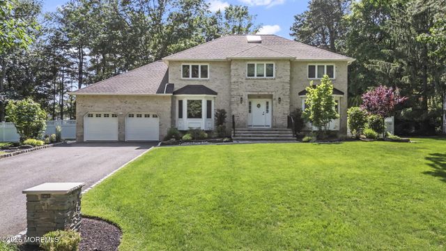 58 Jeanine Court, Manalapan, NJ 07726