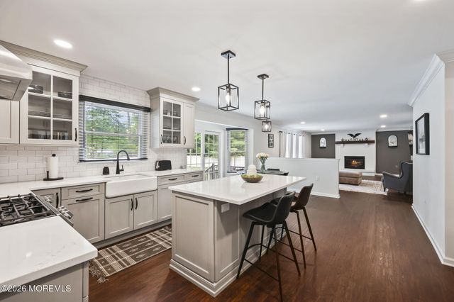 58 Jeanine Court, Manalapan, NJ 07726