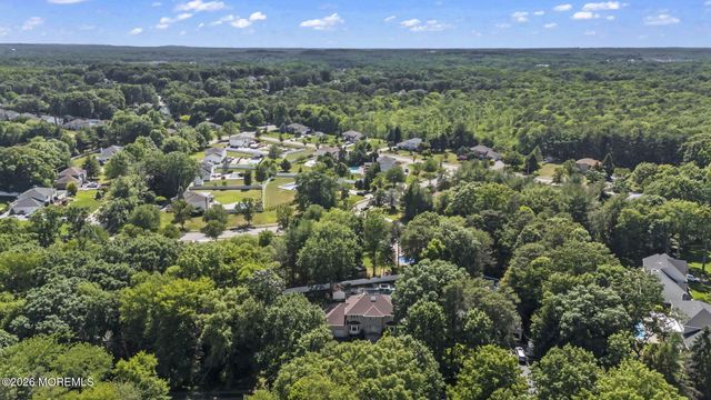 58 Jeanine Court, Manalapan, NJ 07726
