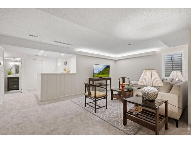 13872 E Linvale Pl, Aurora, CO 80014