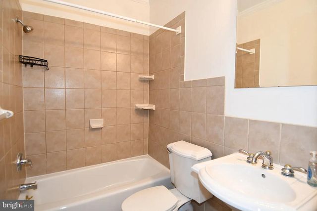 1904 9TH ST NW, Washington, DC 20001