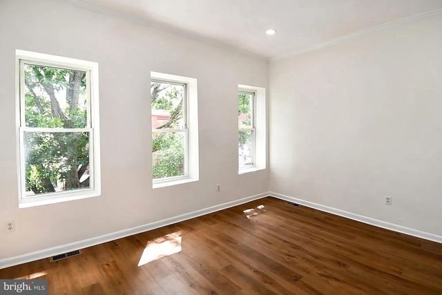 1904 9TH ST NW, Washington, DC 20001