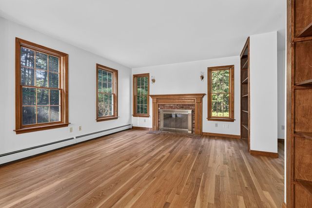 16 Ashlee Drive, Peterborough, NH 03458