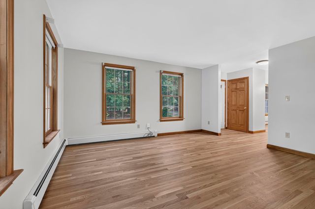 16 Ashlee Drive, Peterborough, NH 03458