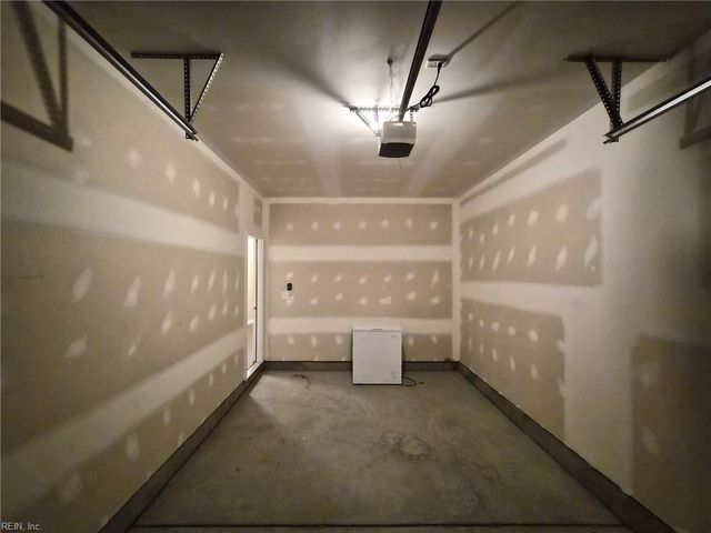 279 Tigerlilly Dr Unit 147, Portsmouth, VA 23701