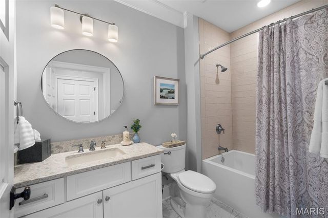 134 Gay Avenue, Clayton, MO 63105