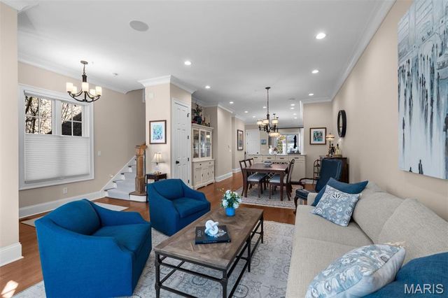 134 Gay Avenue, Clayton, MO 63105