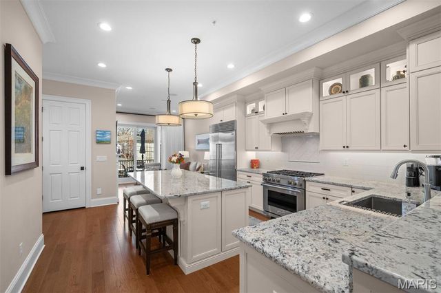 134 Gay Avenue, Clayton, MO 63105