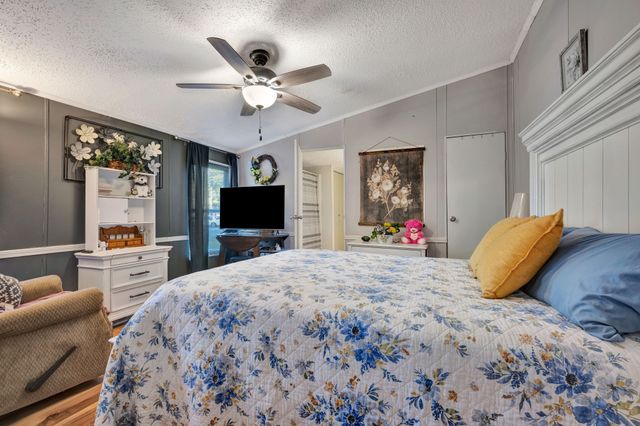 944 Deason Rd, Dickson, TN 37055