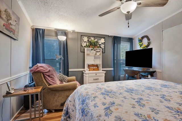 944 Deason Rd, Dickson, TN 37055