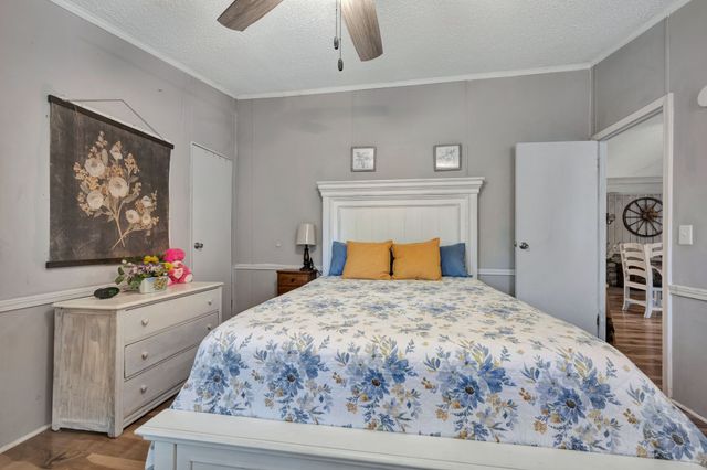 944 Deason Rd, Dickson, TN 37055