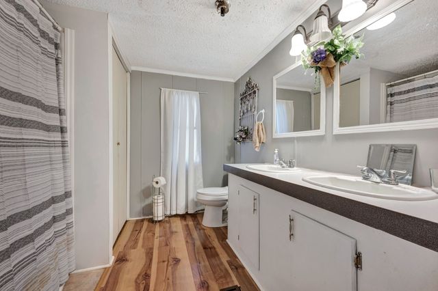 944 Deason Rd, Dickson, TN 37055