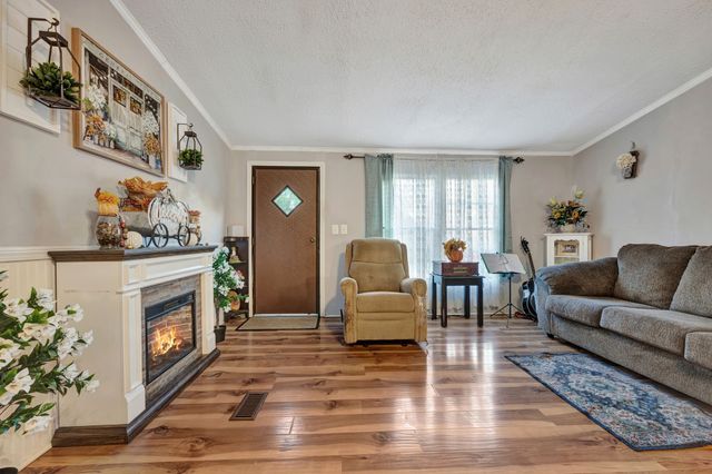 944 Deason Rd, Dickson, TN 37055