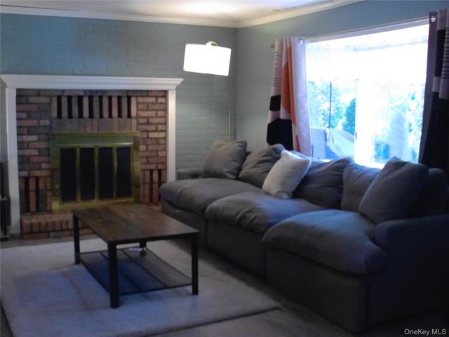 1288 Waverly Avenue, Farmingville, NY 11738