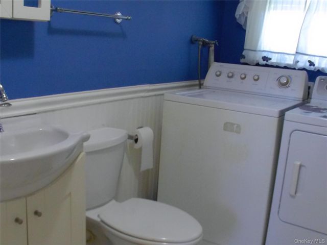 1288 Waverly Avenue, Farmingville, NY 11738