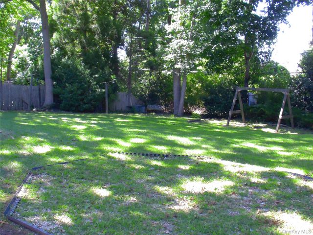 1288 Waverly Avenue, Farmingville, NY 11738