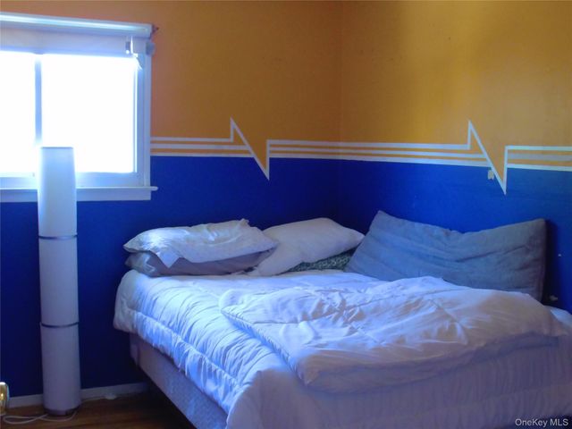 1288 Waverly Avenue, Farmingville, NY 11738