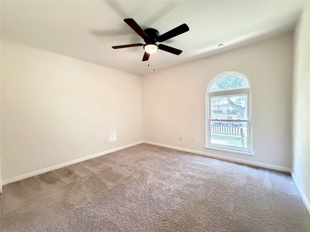 407 Ivy Way, Garland, TX 75043