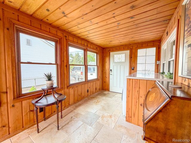 37884 Maplehill Street, Harrison Charter Township, MI 48045