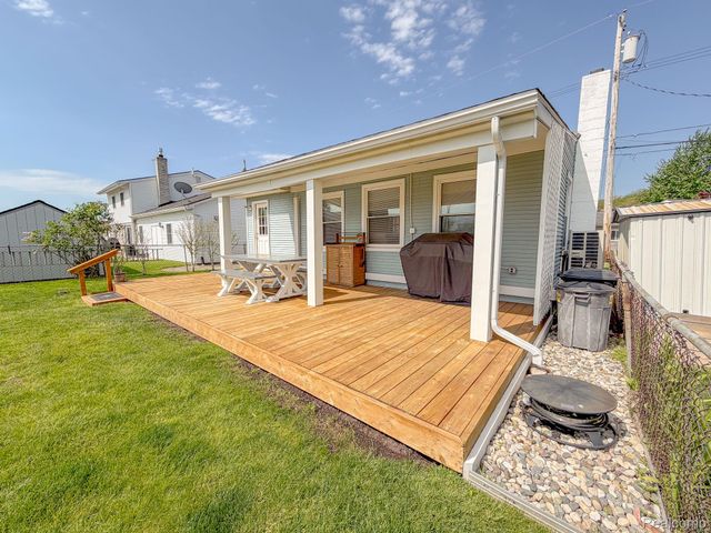 37884 Maplehill Street, Harrison Charter Township, MI 48045