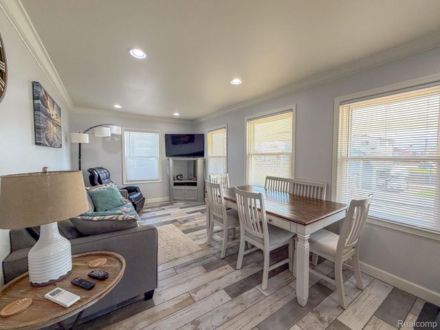 37884 Maplehill Street, Harrison Charter Township, MI 48045
