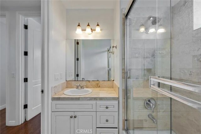 5027 Colfax Avenue 1, Valley Village, CA 91601