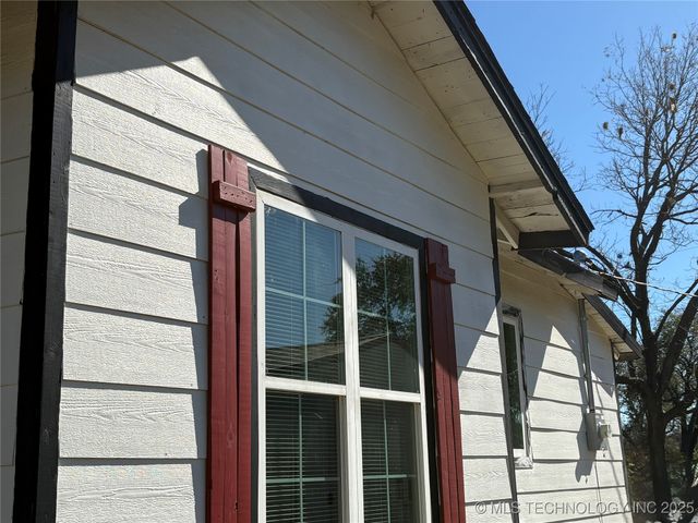 1116 E Randolph Street, Okmulgee, OK 74447