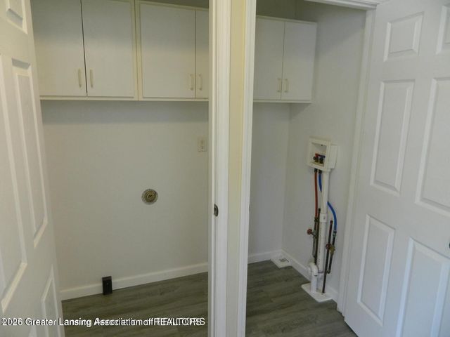 2936 Jolly Road, Okemos, MI 48864