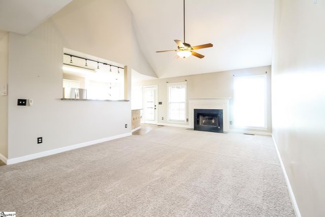 104 Sandtrap Court, Greenville, SC 29609