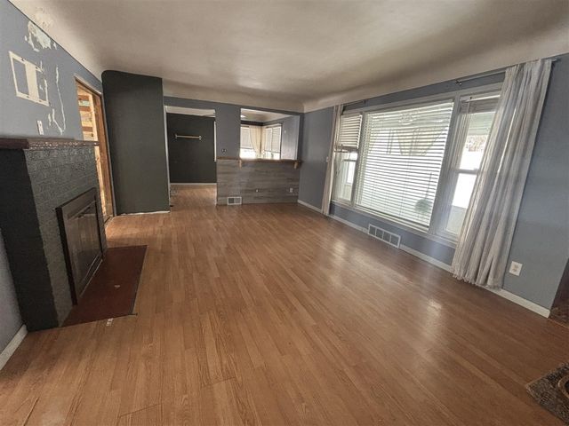 400 Colfax Street, Jackson, MI 49203