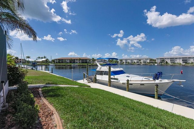 1518 KINGLET DRIVE, Punta Gorda, FL 33950
