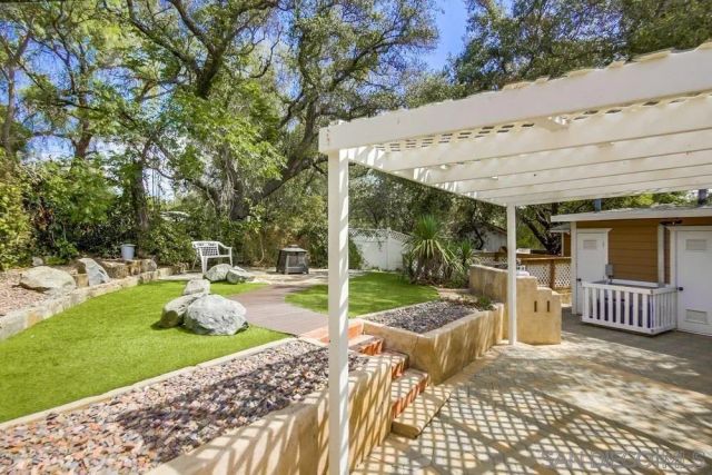 124 South Ln, El Cajón, CA 92021