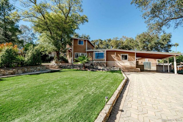 124 South Ln, El Cajón, CA 92021