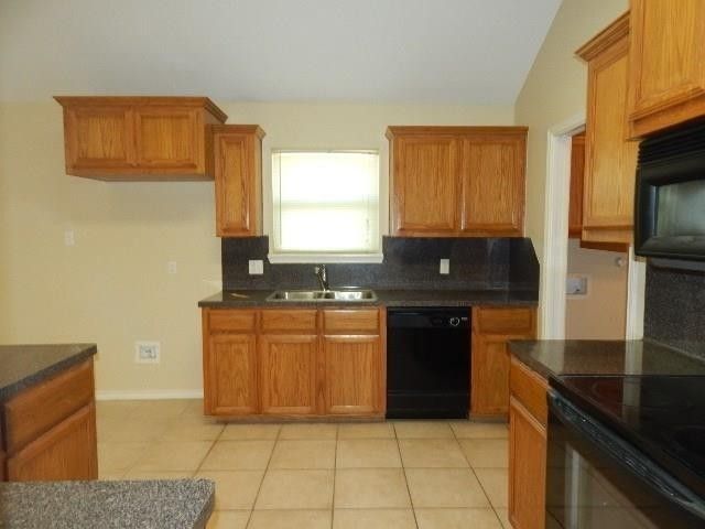 6806 Windy Creek Dr, Corpus Christi, TX 78414