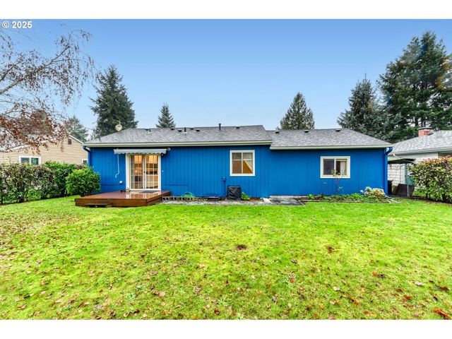 8426 Ne WYGANT St, Portland, OR 97220