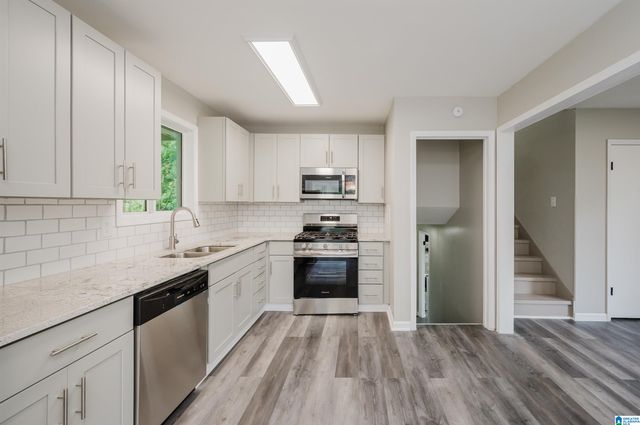 2105 MERRY DRIVE NE, Birmingham, AL 35215