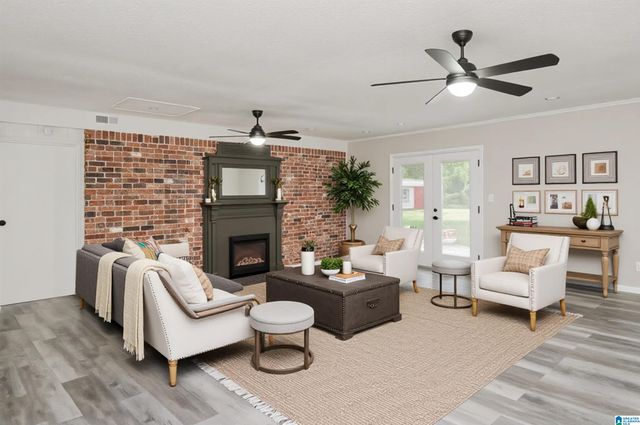 2105 MERRY DRIVE NE, Birmingham, AL 35215