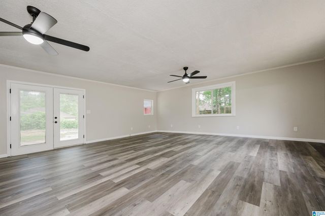 2105 MERRY DRIVE NE, Birmingham, AL 35215